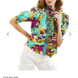 LOVE THE LABEL short sleeve zuri top in electric garden aqua